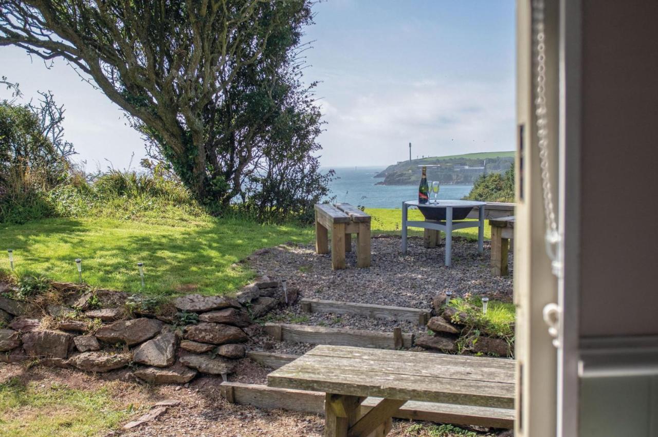 Haven View - 1 Bedroom Shepherds Hut - St Ishmaels Saint Ishmaels  Exterior foto